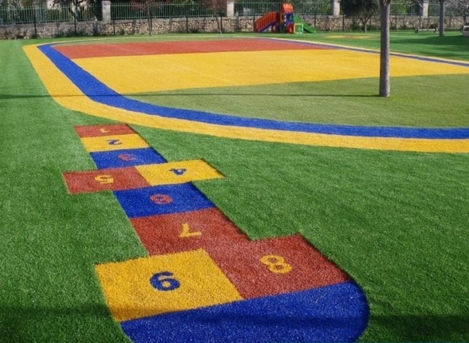 Artificial grass for Track & Trails 3